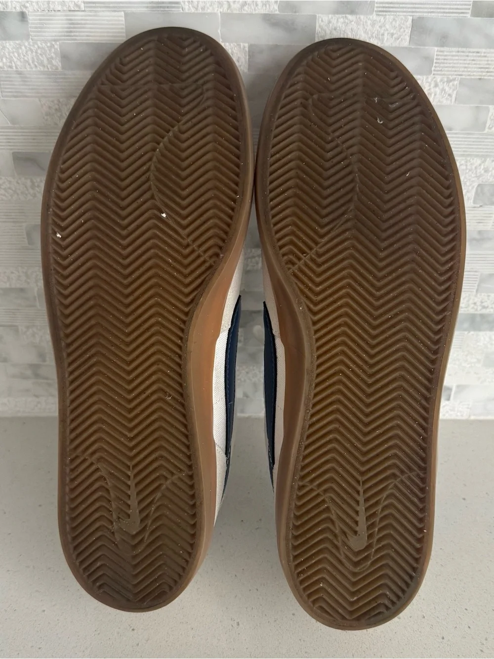 Nike Men’s Beige Suede Sneakers with Navy Swoosh and Gum Sole